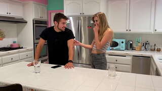 ���वणे त्याच्या बहिणी GF