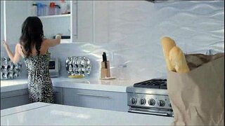 PureMature Мартини Узбуђује Милфу Веронику Авлув